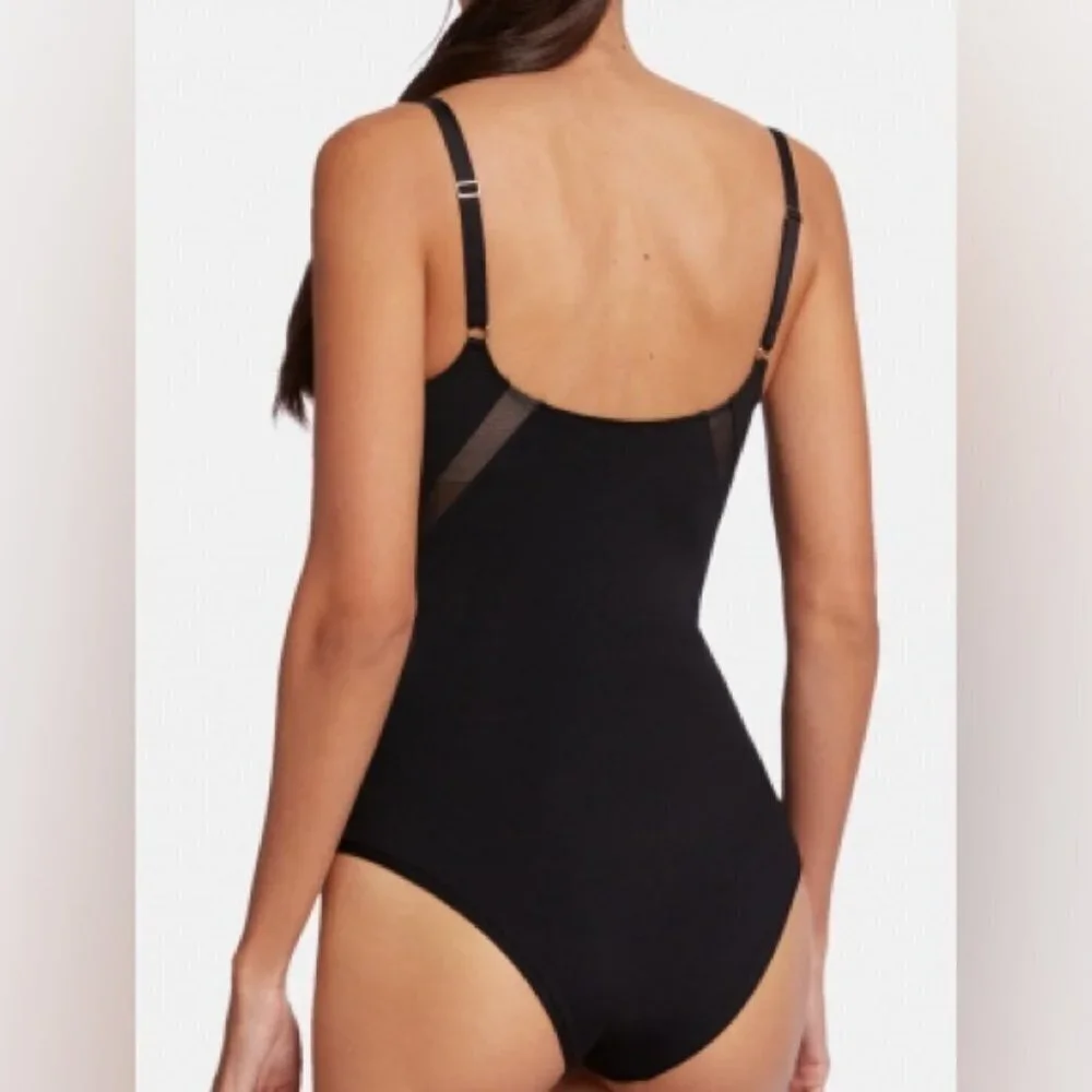 NWT WOLFORD Egyptian blue Juventas beach light shaping one piece swim L/B cup